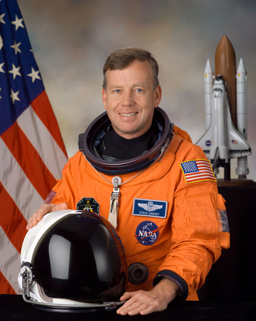Astronaut Steven Lindsey, Col., USAF (Ret.)